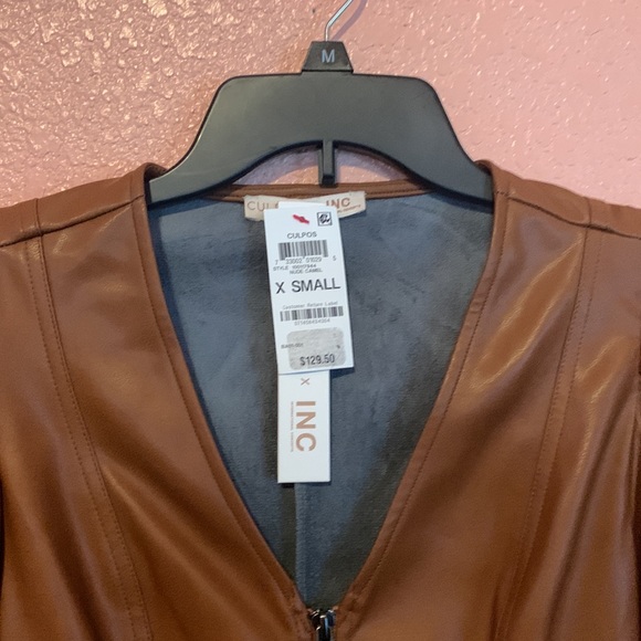 NWT V-Neck Jumpsuit - Picture 3 of 13